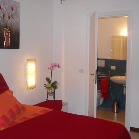 B&B Residenza Bianco Alle Grotte Di Castellana Castellana Grotte Δωμάτιο φωτογραφία