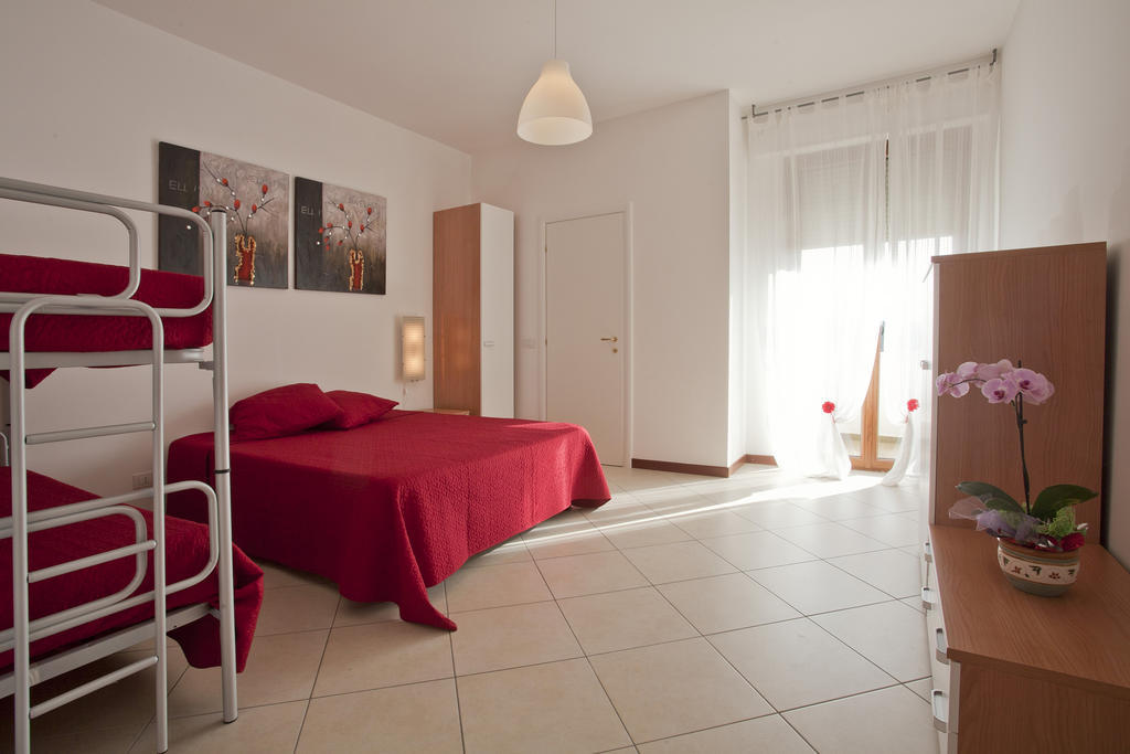 B&B Residenza Bianco Alle Grotte Di Castellana Castellana Grotte Δωμάτιο φωτογραφία
