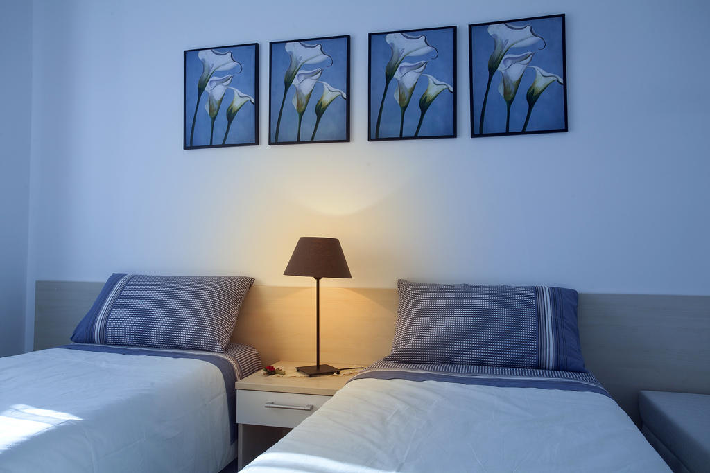 B&B Residenza Bianco Alle Grotte Di Castellana Castellana Grotte Δωμάτιο φωτογραφία